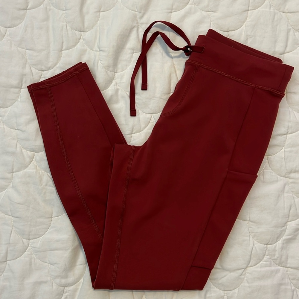 Alo Yoga 7/8 Airbrush side pocket legging in Cranberry